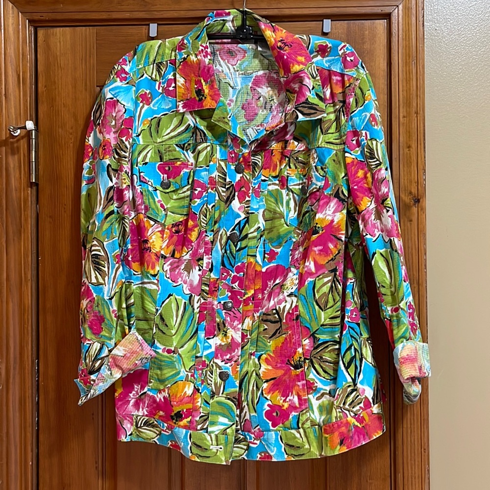 Chico’s size 3 button down